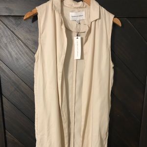 Cupcakes and Cashmere Sleeveless Duster